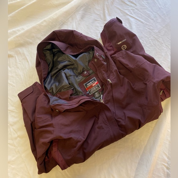 Eddie Bauer woman’s weather edge 365 coat size Med. Shell Only. - Picture 8 of 8